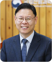 국립산림과학원장 김용관